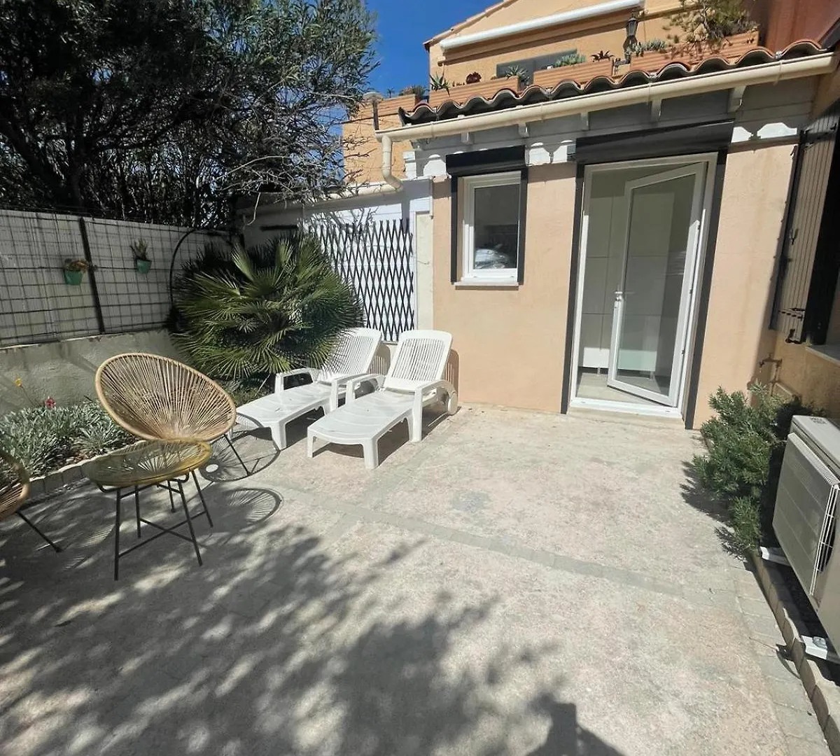 La Brise Du Brusc Apartment Six-Fours-les-Plages France